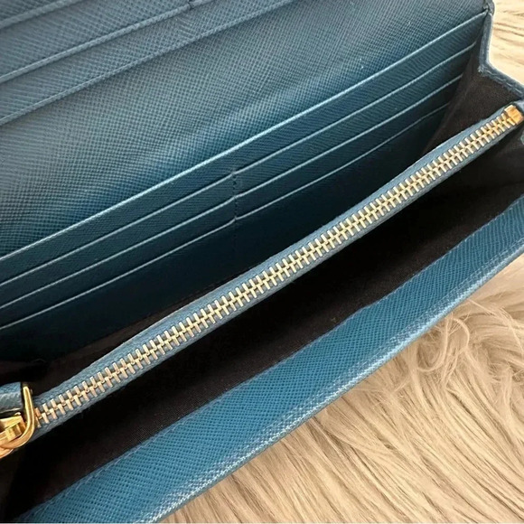 PRADA Continental Leather Wallet - Picture 9 of 11
